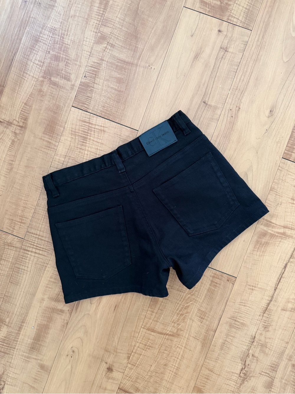 Calvin Klein Jeans Black Denim Short Shorts Y2K Vintage